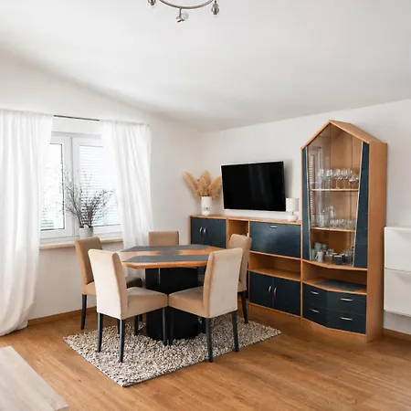 Zelic Family Apartman *